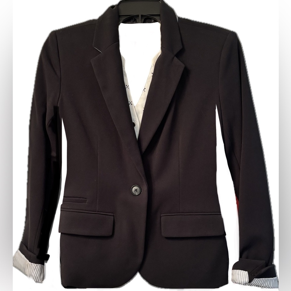 Black Single-Button Tailored Blazer with Striped lining at cuffs